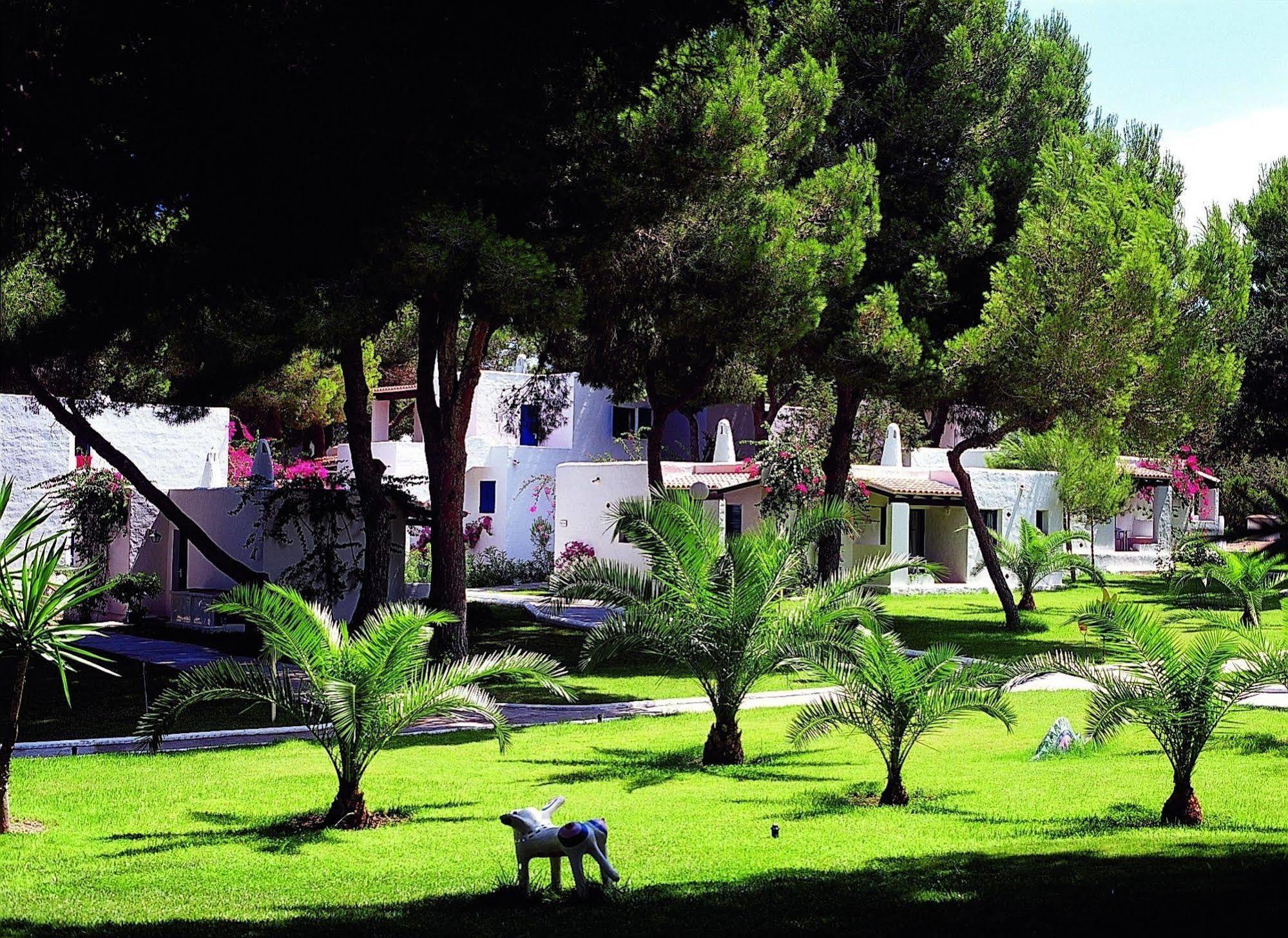 Insotel Club Maryland Playa de Migjorn Esterno foto