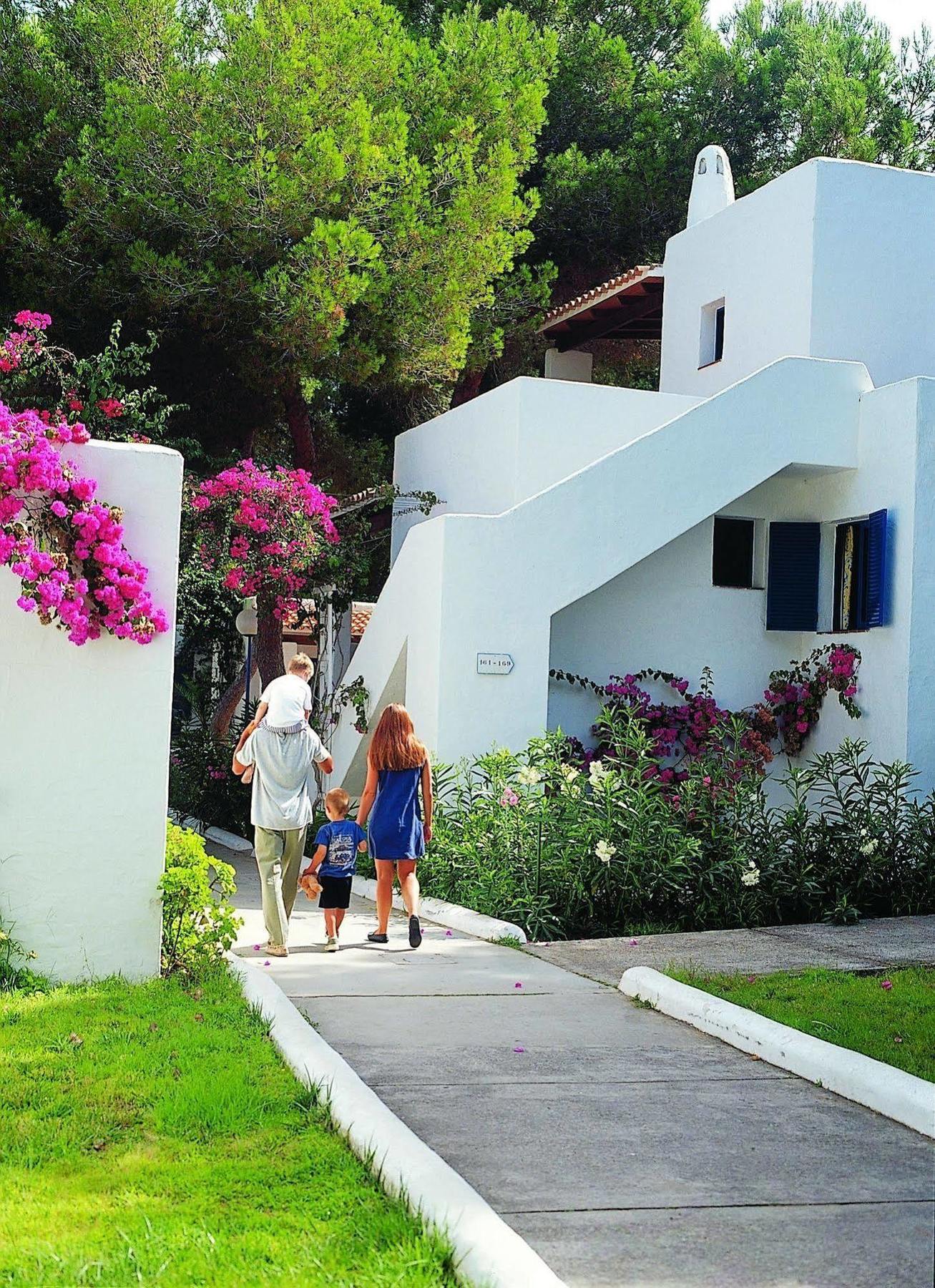 Insotel Club Maryland Playa de Migjorn Esterno foto