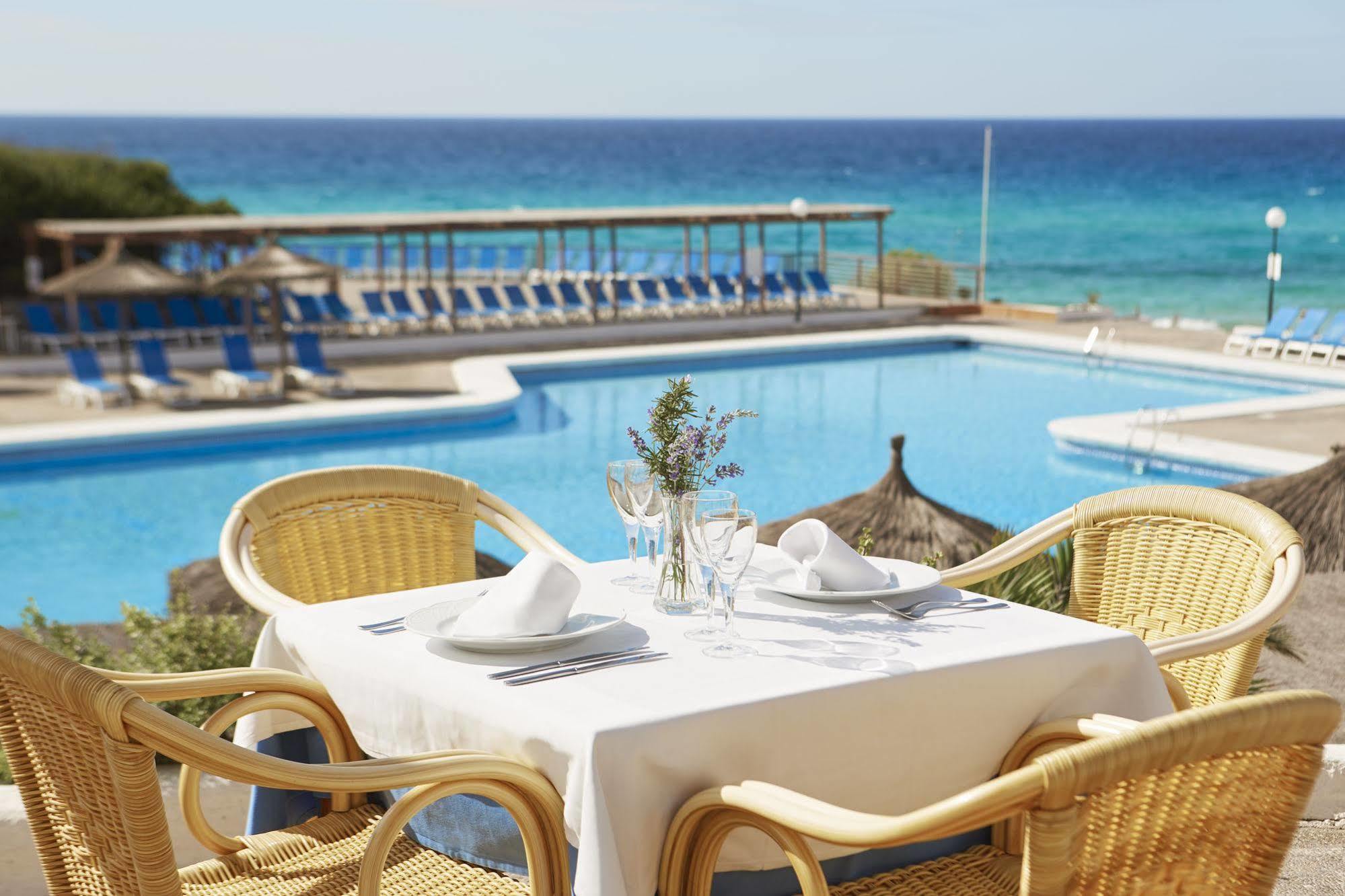 Insotel Club Maryland Playa de Migjorn Esterno foto